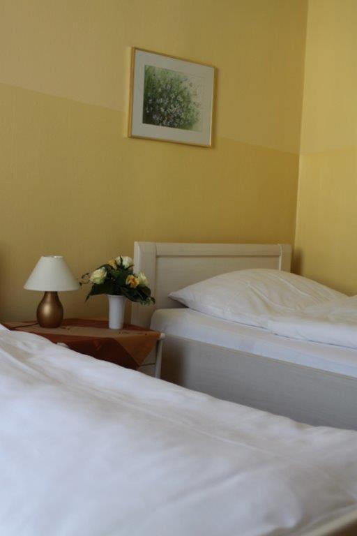 Hotel Weile Weiden in der Oberpfalz Szoba fotó